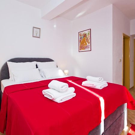 Apartment Matic Ograde ฮวาร์ ภายนอก รูปภาพ
