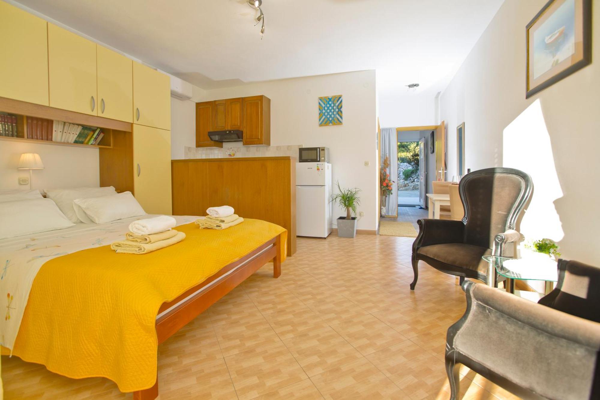Apartment Matic Ograde ฮวาร์ ภายนอก รูปภาพ